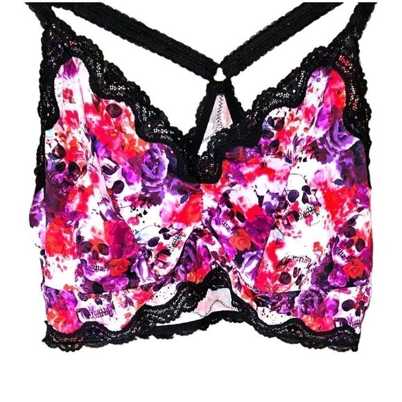 TORRID Retro Chic Plus Size Bralette with Skulls & roses & matching panties Set. - Picture 2 of 13